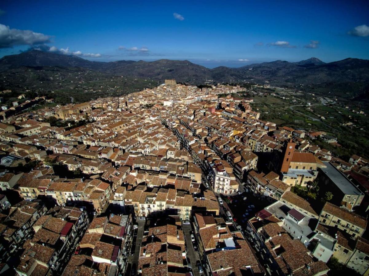 Vetriera41 Daire Castelbuono  Dış mekan fotoğraf