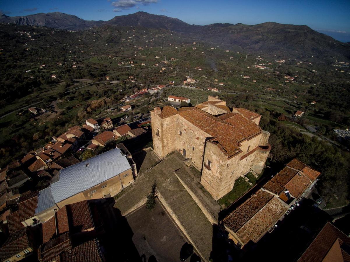 Vetriera41 Daire Castelbuono  Dış mekan fotoğraf